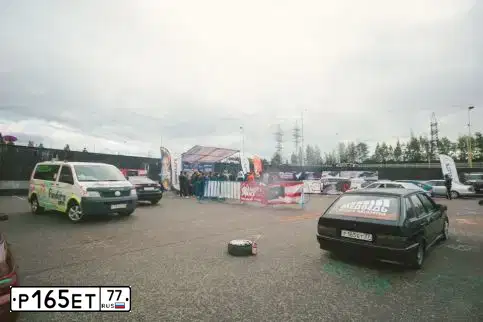 Фото автомобиля LADA 2106, 1994 — госномер Р165ЕТ77. Цвет: ГОЛУБОЙ