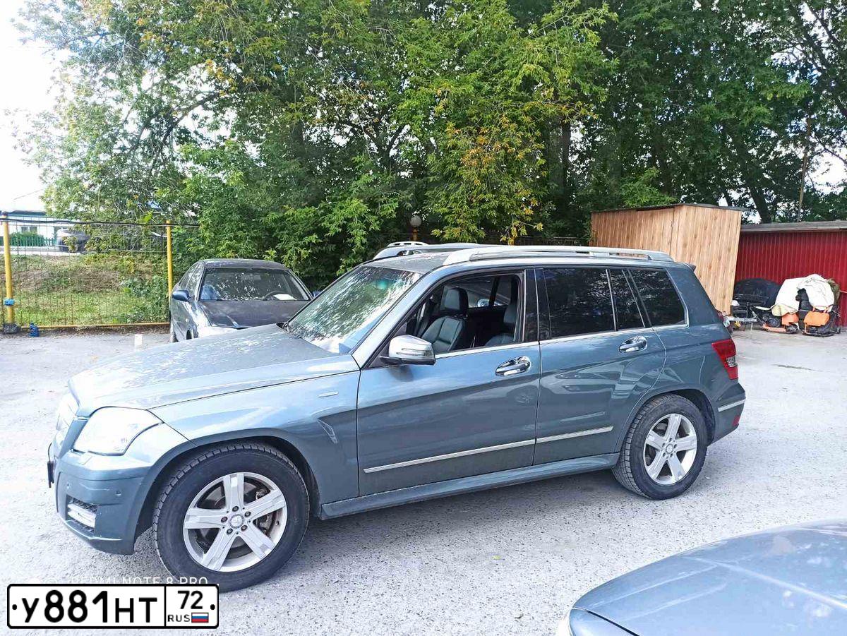 Фото автомобиля MERCEDES GLK-KLASSE, 2012 — госномер Т001ХА72. Цвет: СЕРЫЙ
