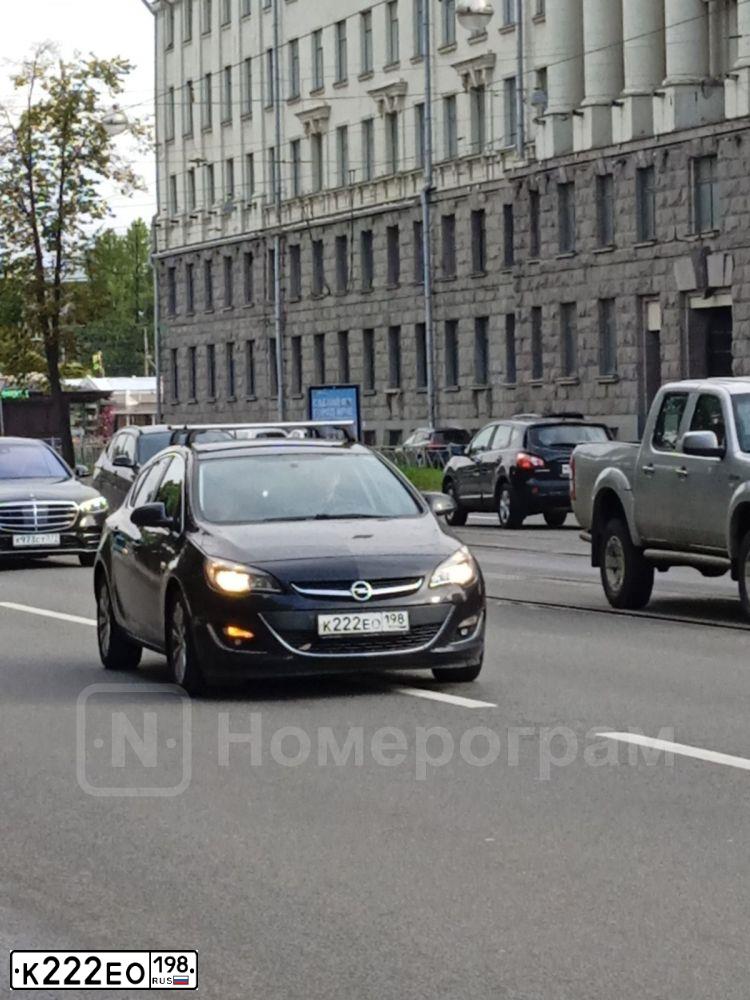 Фото автомобиля OPEL ASTRA, 2012 — госномер К222ЕО198. Цвет: ЧЕРНЫЙ