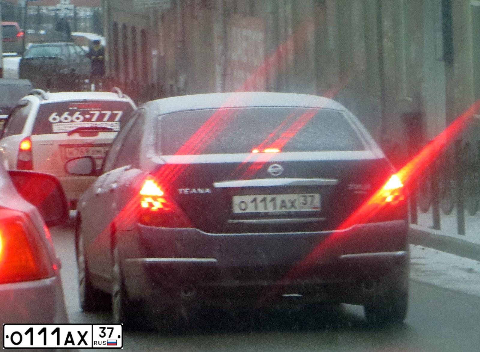 Фото автомобиля LADA 2107 LADA, 2005 — госномер О111АХ37. Цвет: ТЕМНО-ВИШНЕВЫЙ