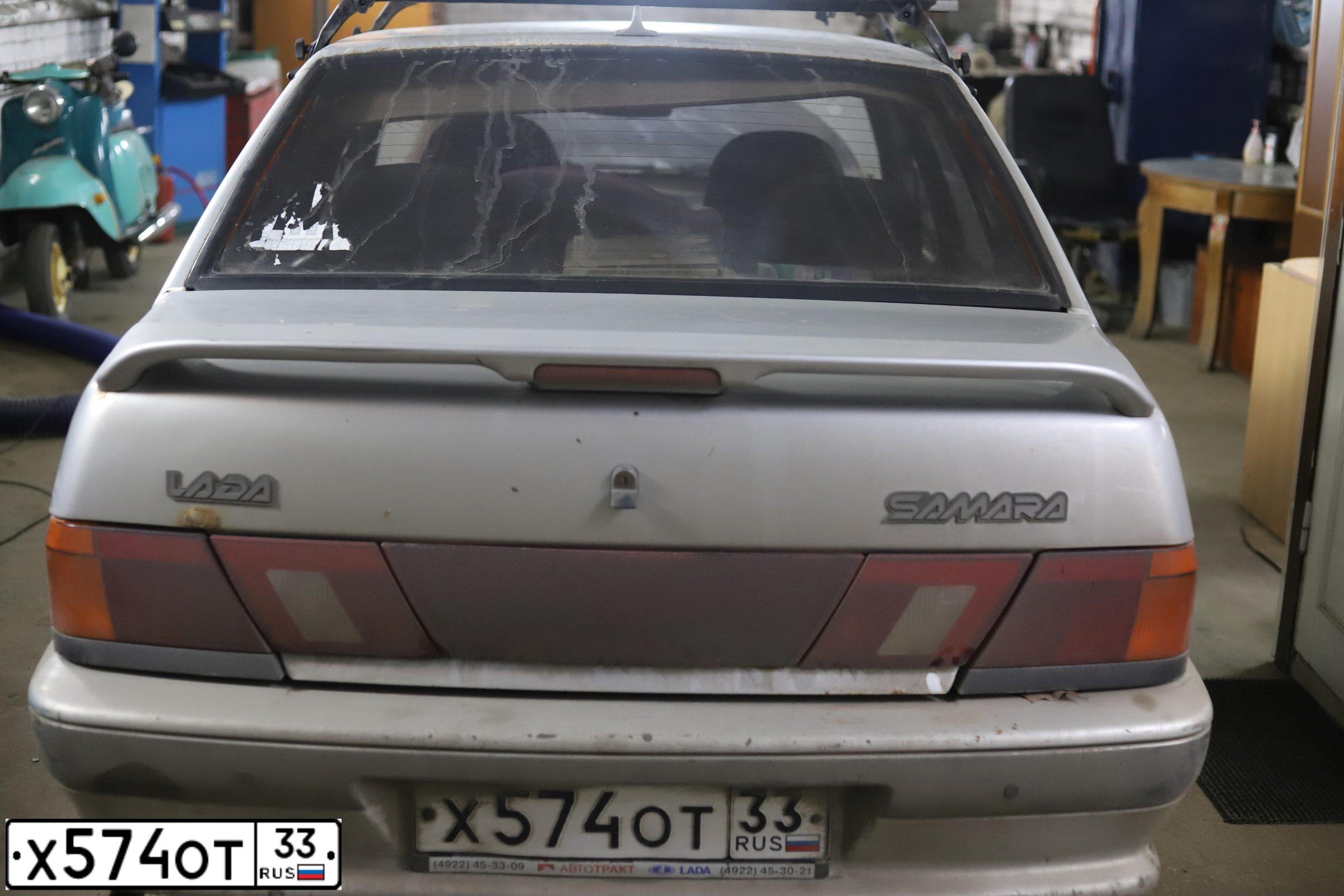 Фото автомобиля LADA 2115 SAMARA, 2002 — госномер Х574ОТ33. Цвет: СЕРЕБРИСТО-СЕРЫЙ