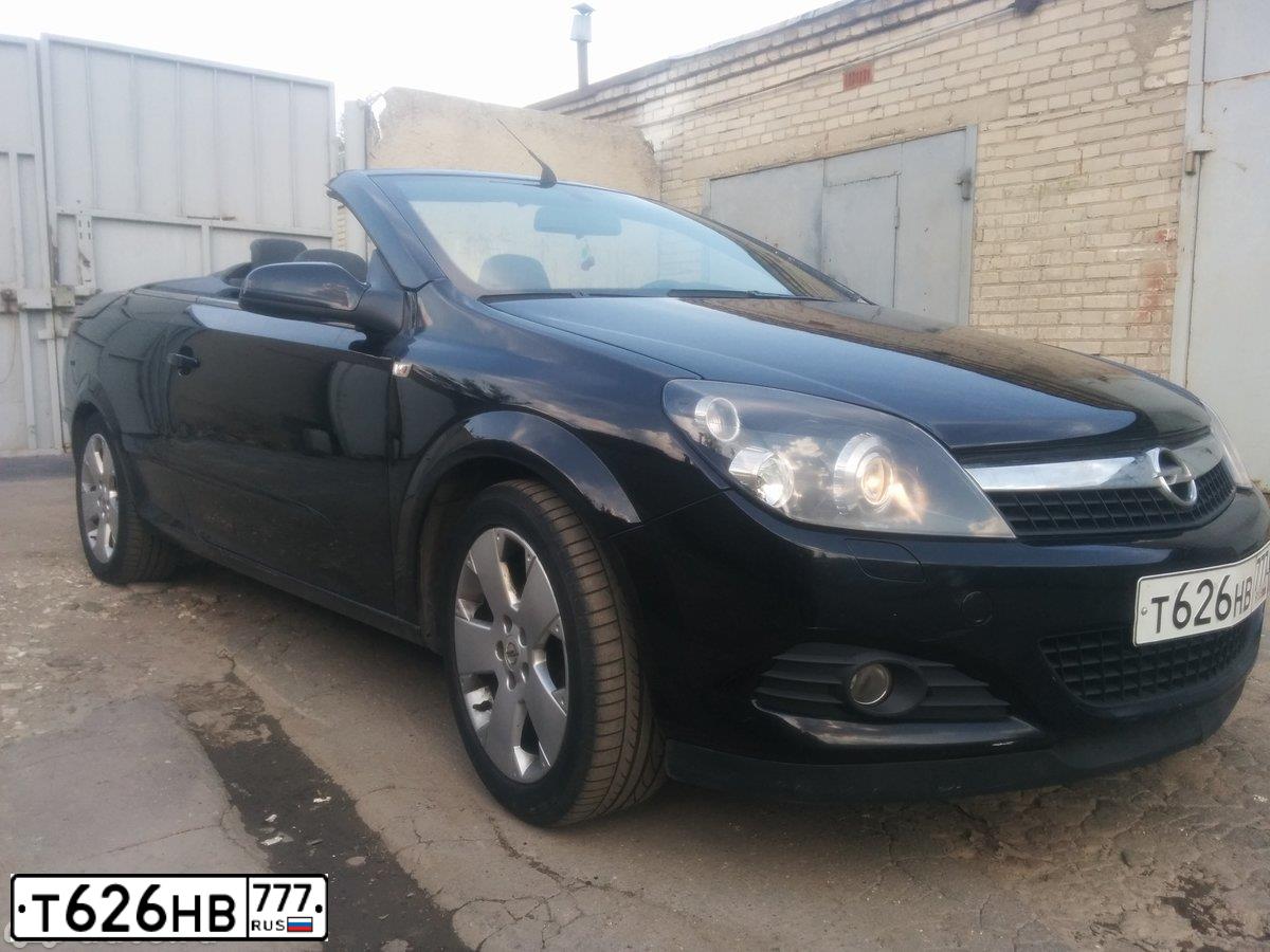Фото автомобиля OPEL ASTRA, 2008 — госномер В585АН53. Цвет: СИНЕ-ФИОЛЕТОВЫЙ