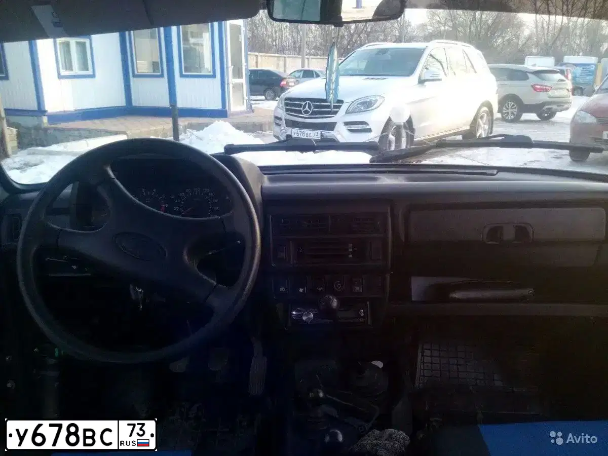 Фото автомобиля SSANGYONG ACTYON SPORTS, 2011 — госномер Н016АР750. Цвет: Серебристый