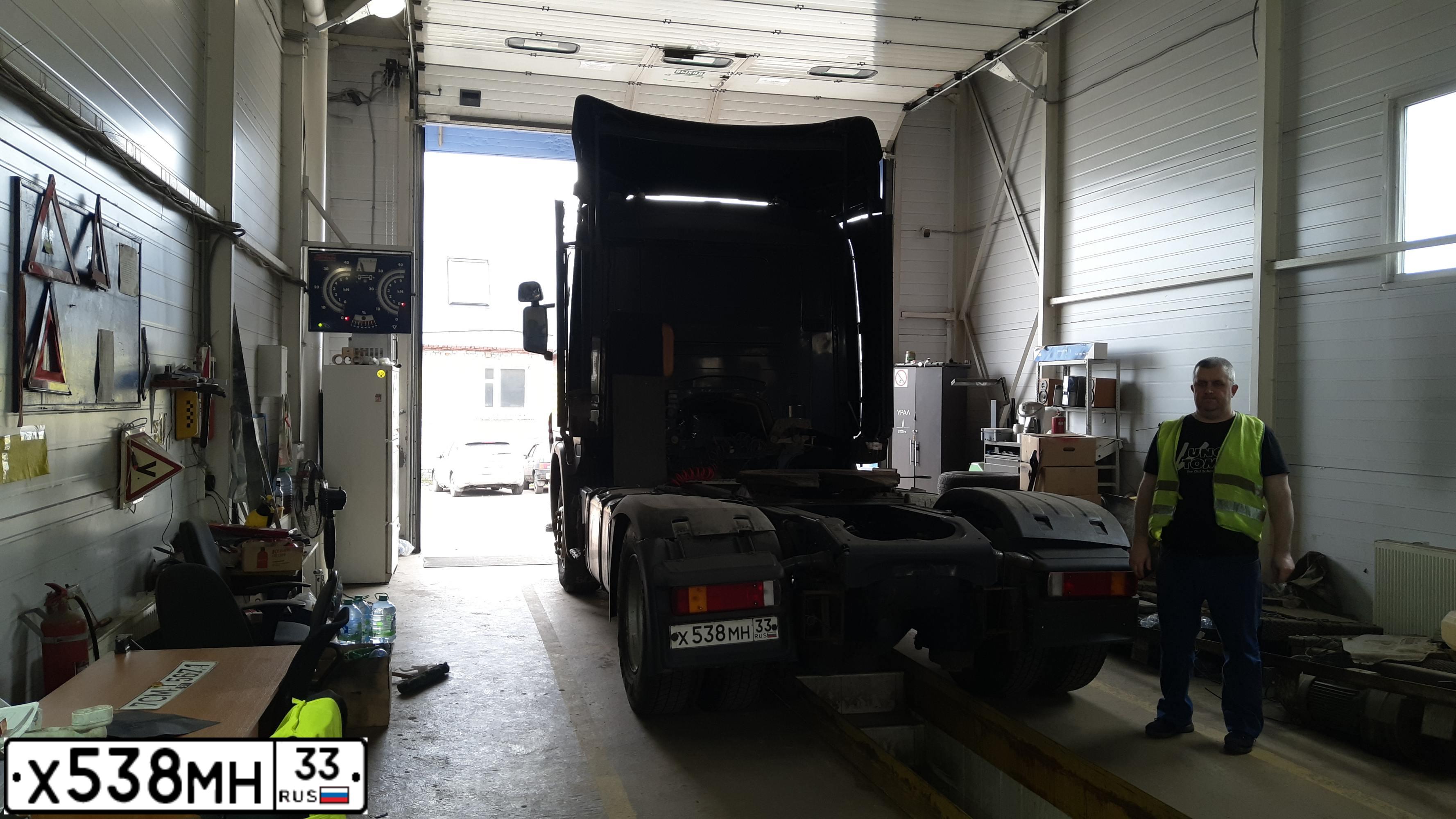 Фото автомобиля SCANIA A SERIE G 4X2, 2011 — госномер В817УН09. Цвет: ЧЕРНЫЙ