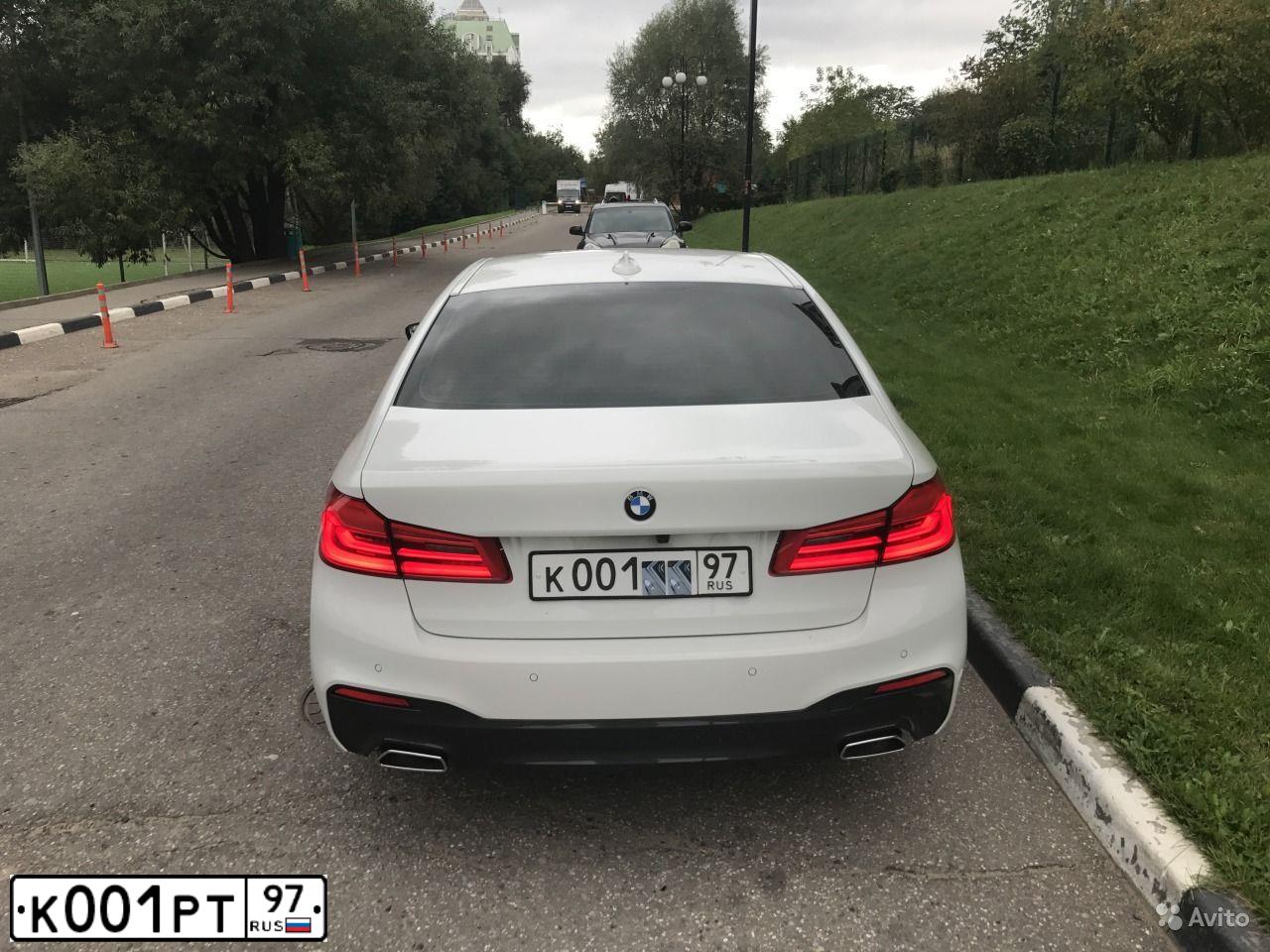 Фото автомобиля ROLLS ROYCE ROLLS-ROYCE PHANTOM, 2004 — госномер К001РТ97. Цвет: Серебристый