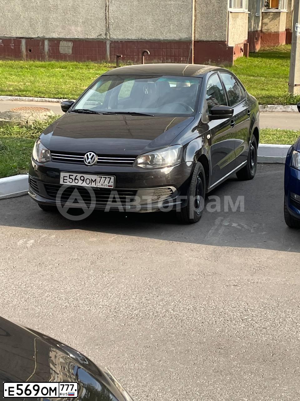 Фото автомобиля VOLKSWAGEN POLO, 2012 — госномер Е569ОМ777. Цвет: ЧЕРНЫЙ