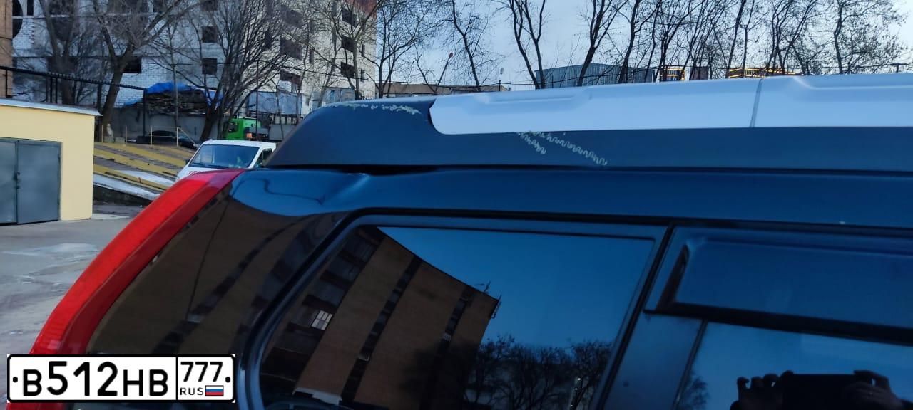 Фото автомобиля NISSAN X-TRAIL, 2014 — госномер В512НВ777. Цвет: ЧЕРНЫЙ