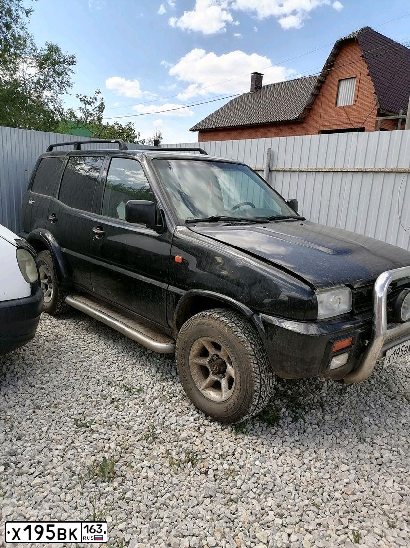 Фото автомобиля NISSAN TERRANO, 1996 — госномер В428ЕР102. Цвет: ЧЕРНЫЙ