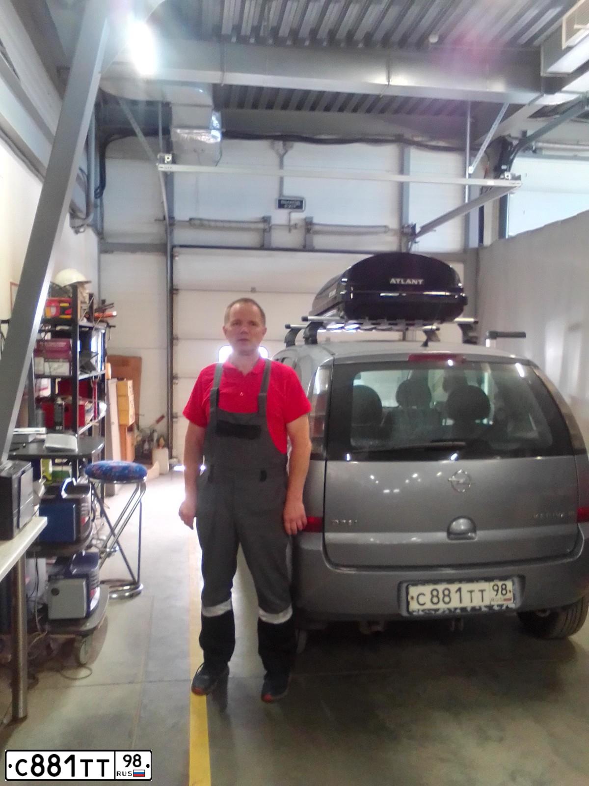 Фото автомобиля OPEL MERIVA, 2008 — госномер С881ТТ98. Цвет: СЕРЫЙ