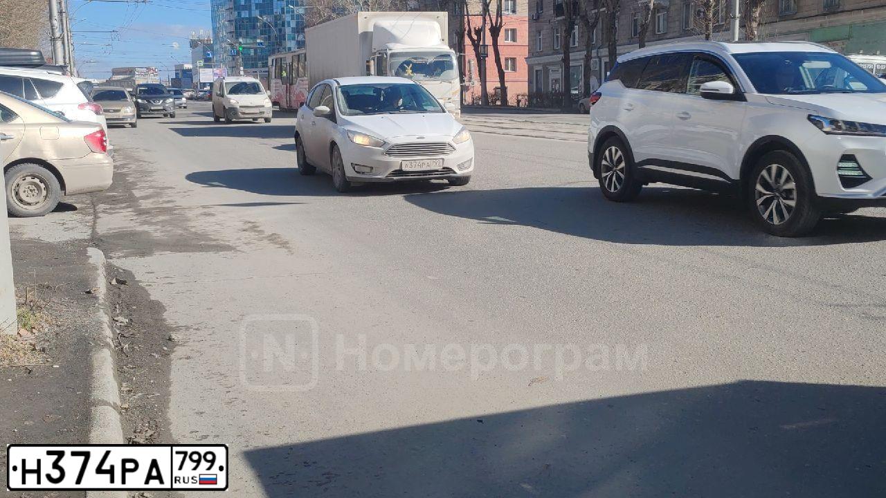Фото автомобиля MERCEDES-BENZ E53, 2018 — госномер Е529РМ147. Цвет: ЧЕРНЫЙ