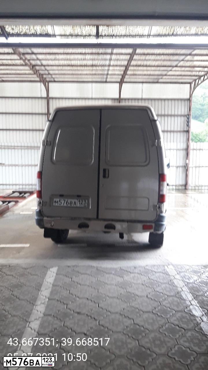 Фото автомобиля GAZ 2752 SOBOL, 2008 — госномер М576ВА123. Цвет: Золотисто-бежевый