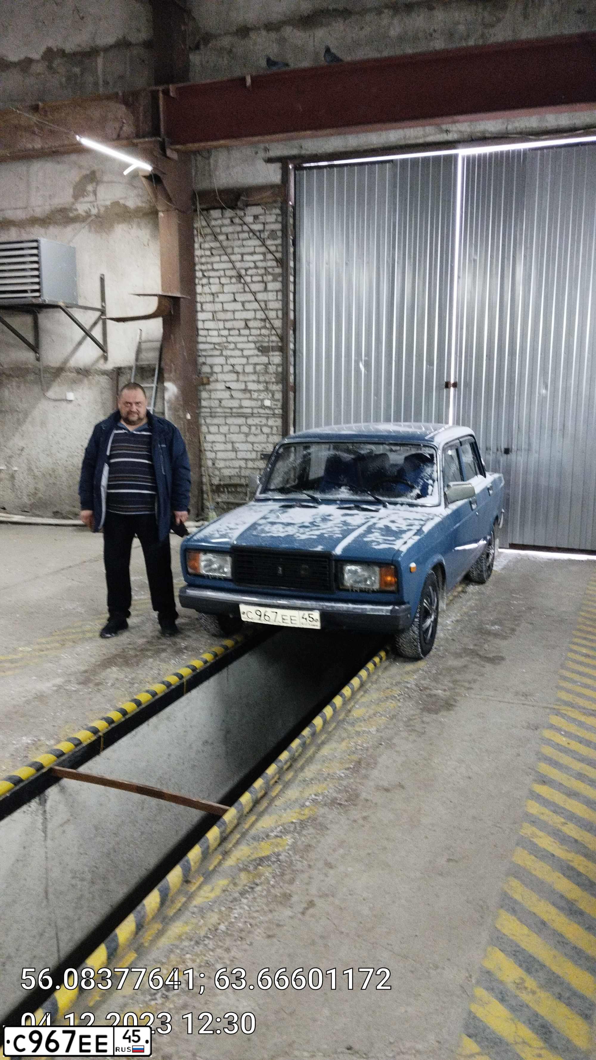 Фото автомобиля LADA 2107 LADA, 2007 — госномер С967ЕЕ45. Цвет: СИНИЙ