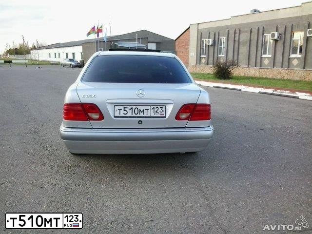 Фото автомобиля MERCEDES E-KLASSE, 1997 — госномер Т510МТ123. Цвет: СЕРЕБРИСТЫЙ