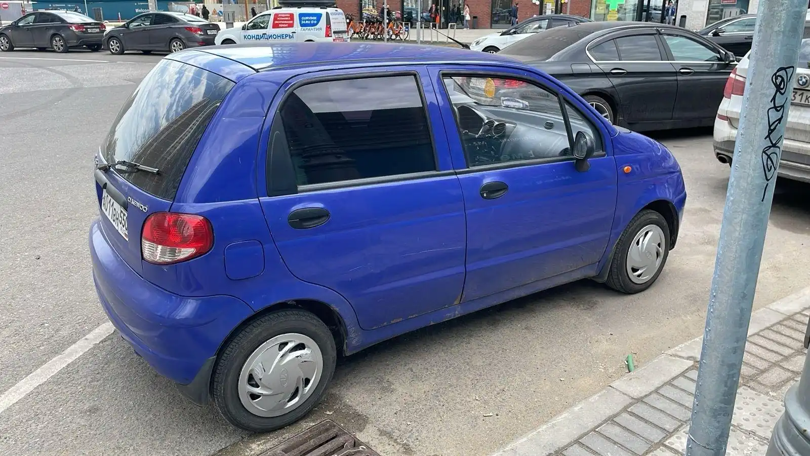 Фото автомобиля MITSUBISHI LANCER, 2008 — госномер А801ВН550. Цвет: Красный