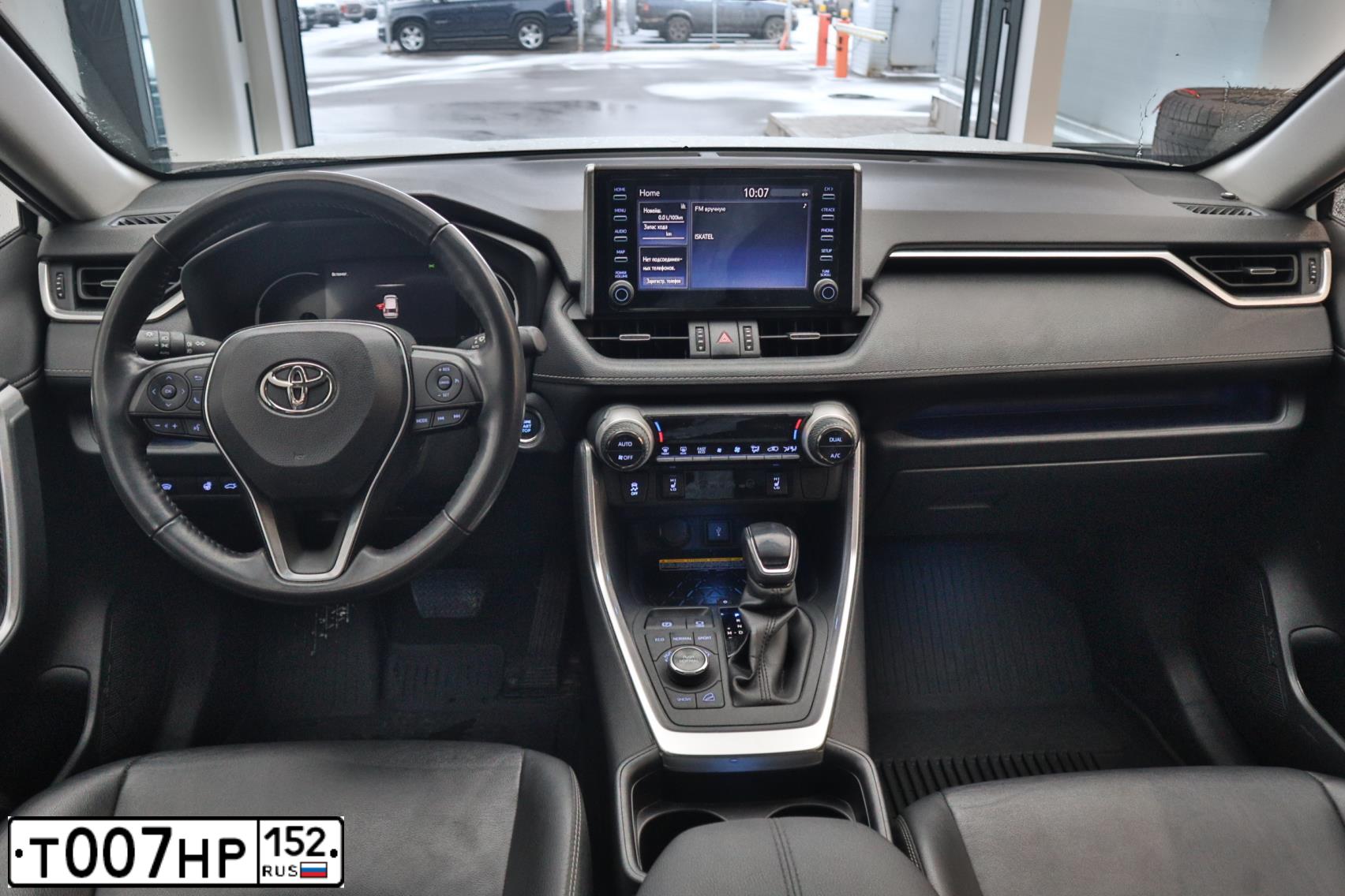 Фото автомобиля TOYOTA RAV4 МХАА54L RNХGВХ, 2022 — госномер Т007НР152. Цвет: Белый