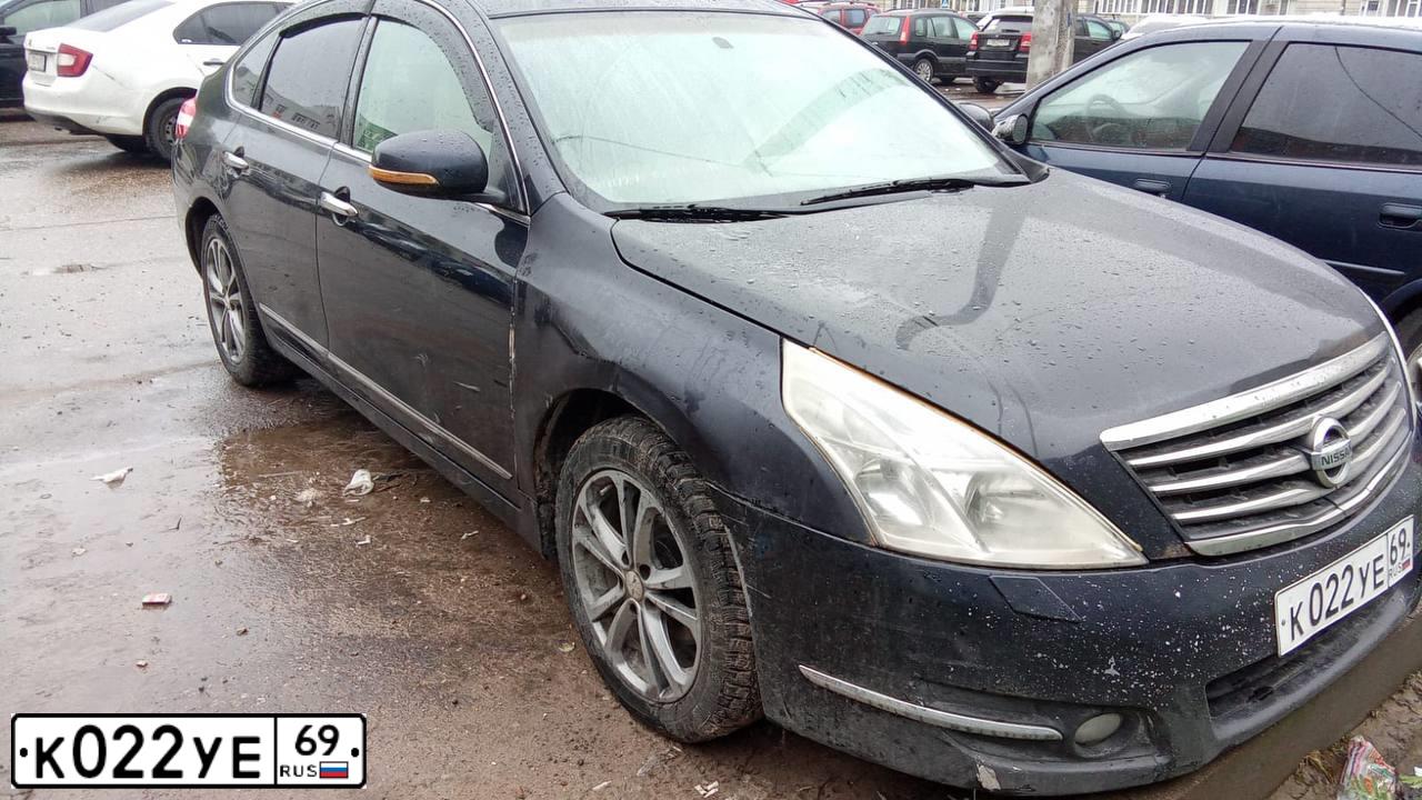 Фото автомобиля NISSAN TEANA, 2011 — госномер К022УЕ69. Цвет: ЧЕРНЫЙ