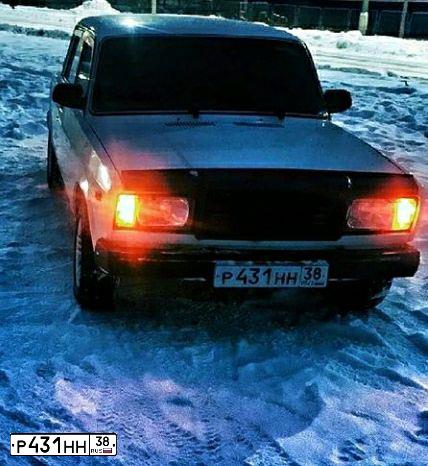 Фото автомобиля LADA 2107 LADA, 2005 — госномер Р431НН38. Цвет: Белый