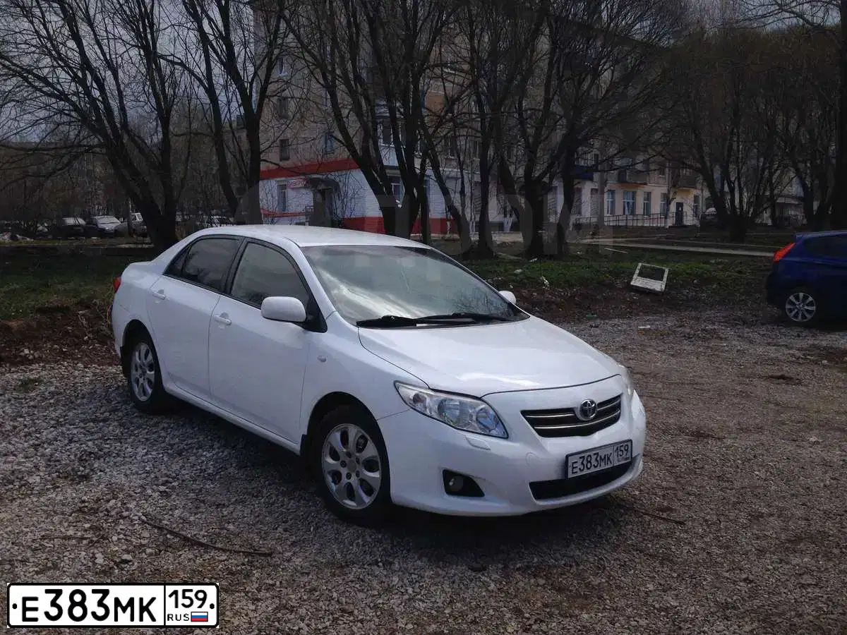Фото автомобиля TOYOTA COROLLA, 2008 — госномер У474ВО154. Цвет: БЕЛЫЙ