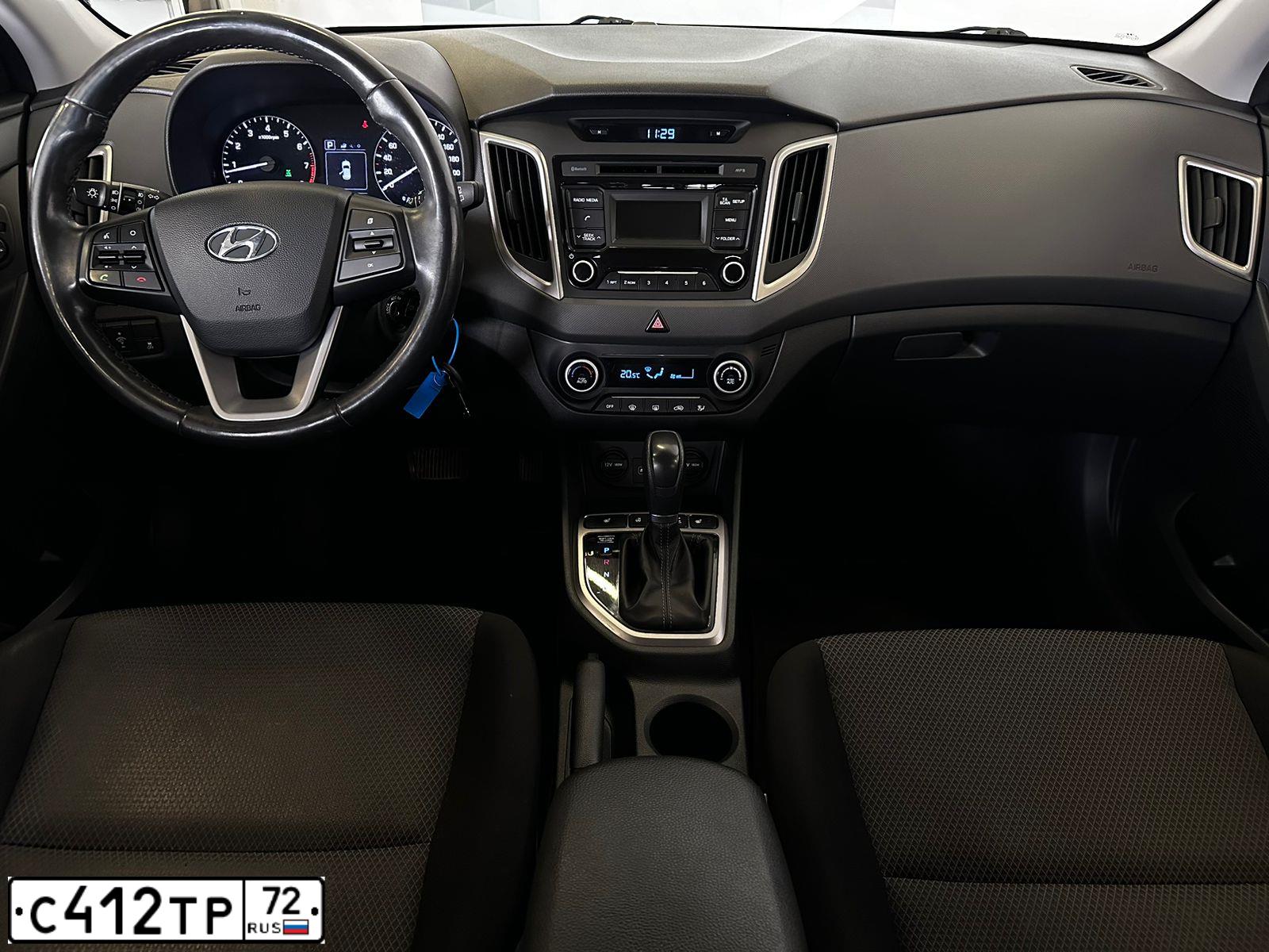 Фото автомобиля HYUNDAI CRETA, 2018 — госномер С412ТР72. Цвет: Красный