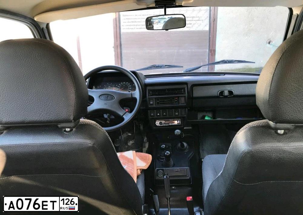 Фото автомобиля LADA 2121 NIVA, 2014 — госномер А076ЕТ126. Цвет: ЯРКО-БЕЛЫЙ
