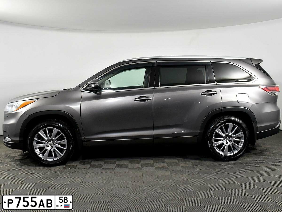 Фото автомобиля TOYOTA HIGHLANDER, 2014 — госномер В446УА750. Цвет: ЧЕРНЫЙ