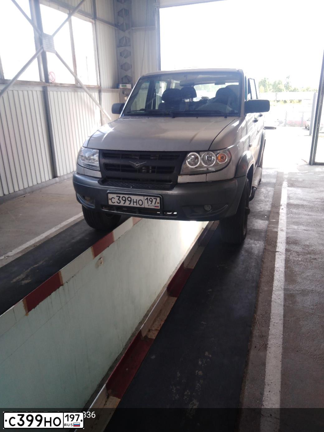 Фото автомобиля UAZ 3163 PATRIOT, 2007. Цвет: СЕРЫЙ СВЕТЛЫЙ