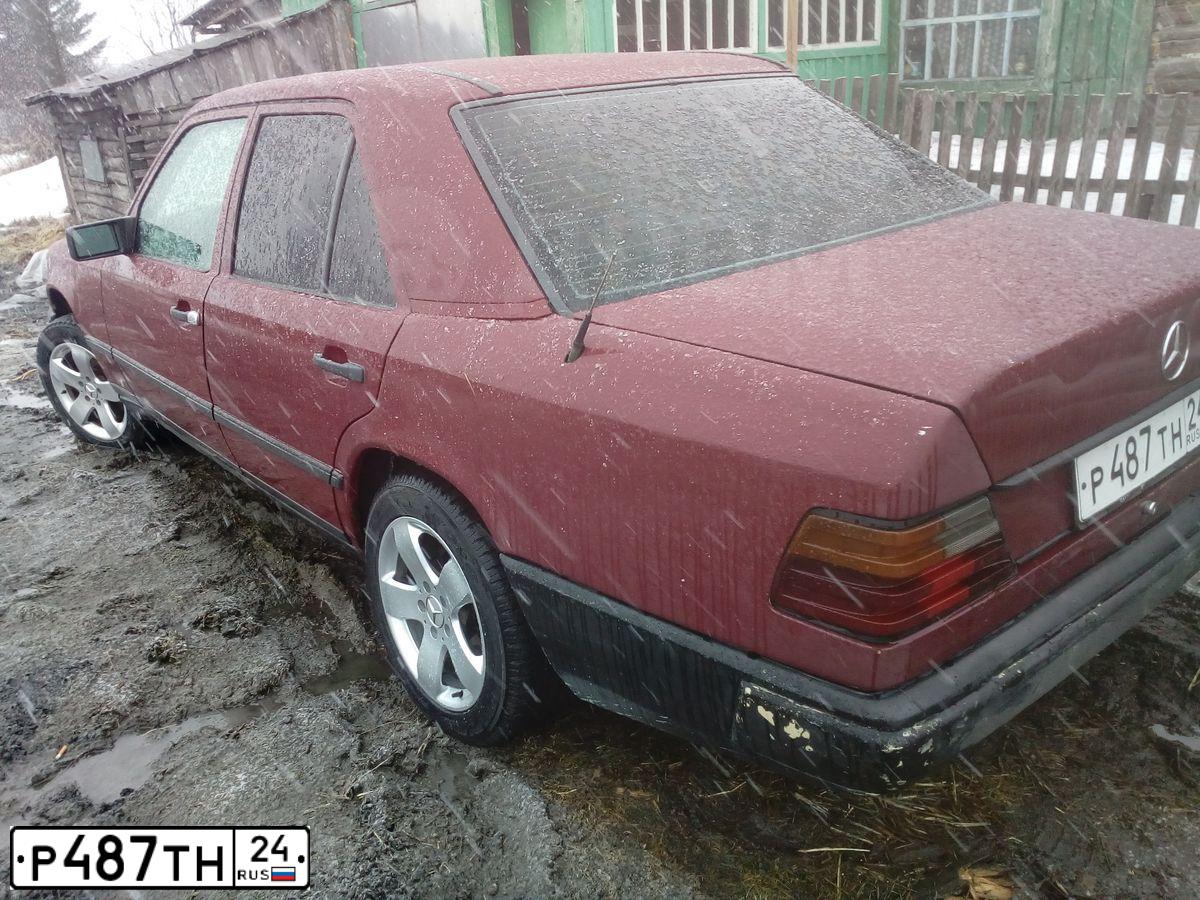 Фото автомобиля DАIМLЕRВЕNZ, 1989 — госномер М500НН24. Цвет: Красный