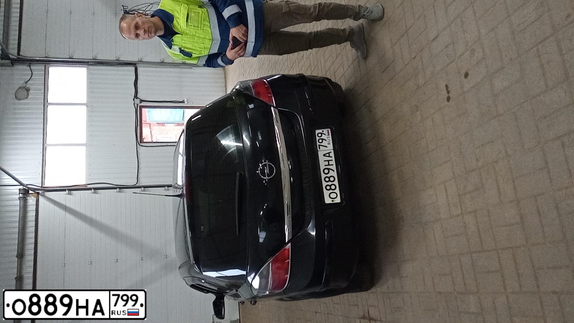 Фото автомобиля OPEL ASTRA, 2009 — госномер С808АР126