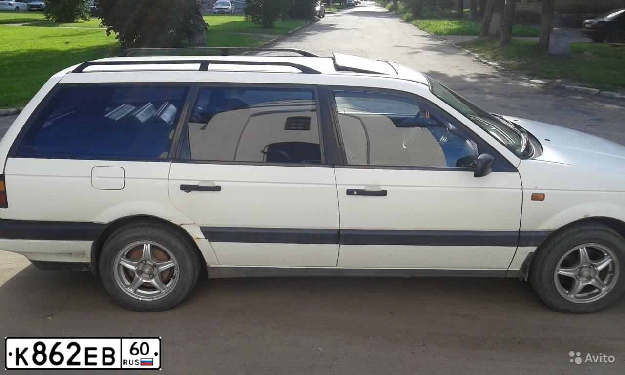 Фото автомобиля VOLKSWAGEN PASSAT, 1990 — госномер К862ЕВ60. Цвет: БЕЛЫЙ