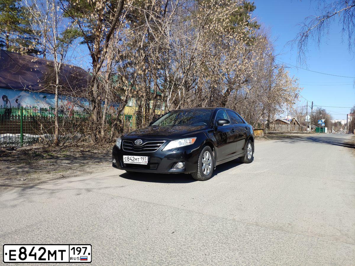 Фото автомобиля TOYOTA CAMRY, 2011 — госномер С816ХА72. Цвет: ЧЕРНЫЙ