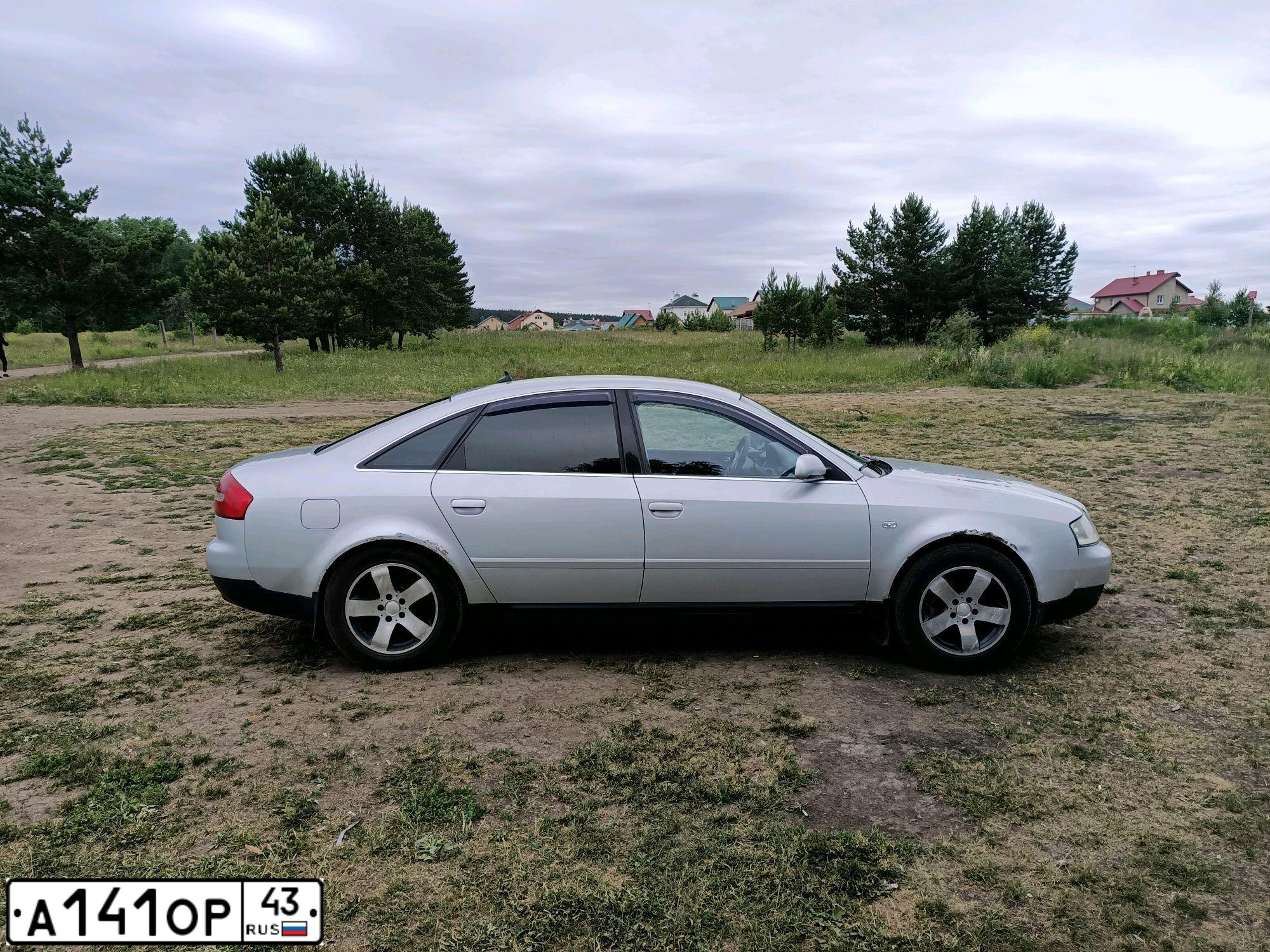 Фото автомобиля AUDI A6, 2003 — госномер Е988КН11. Цвет: СЕРЕБРИСТЫЙ