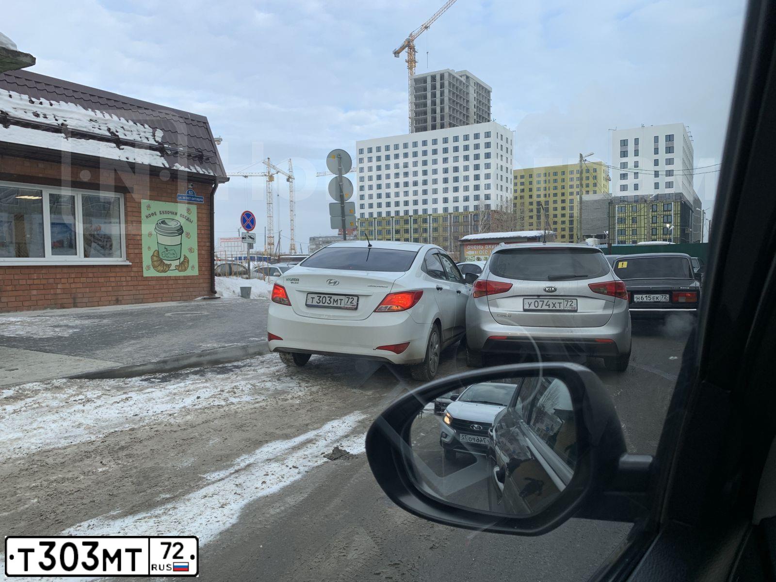 Фото автомобиля MITSUBISHI L 200, 2012 — госномер М777ОВ72. Цвет: Белый