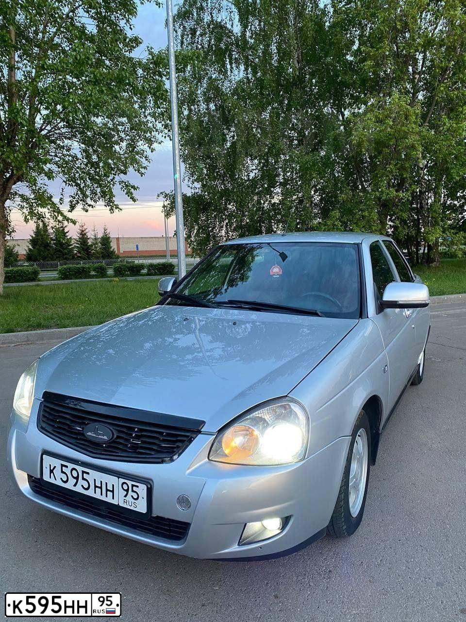 Фото автомобиля LADA PRIORA, 2013 — госномер М818МА716. Цвет: СВЕТЛО-СЕРЕБРИСТ МЕТАЛЛ