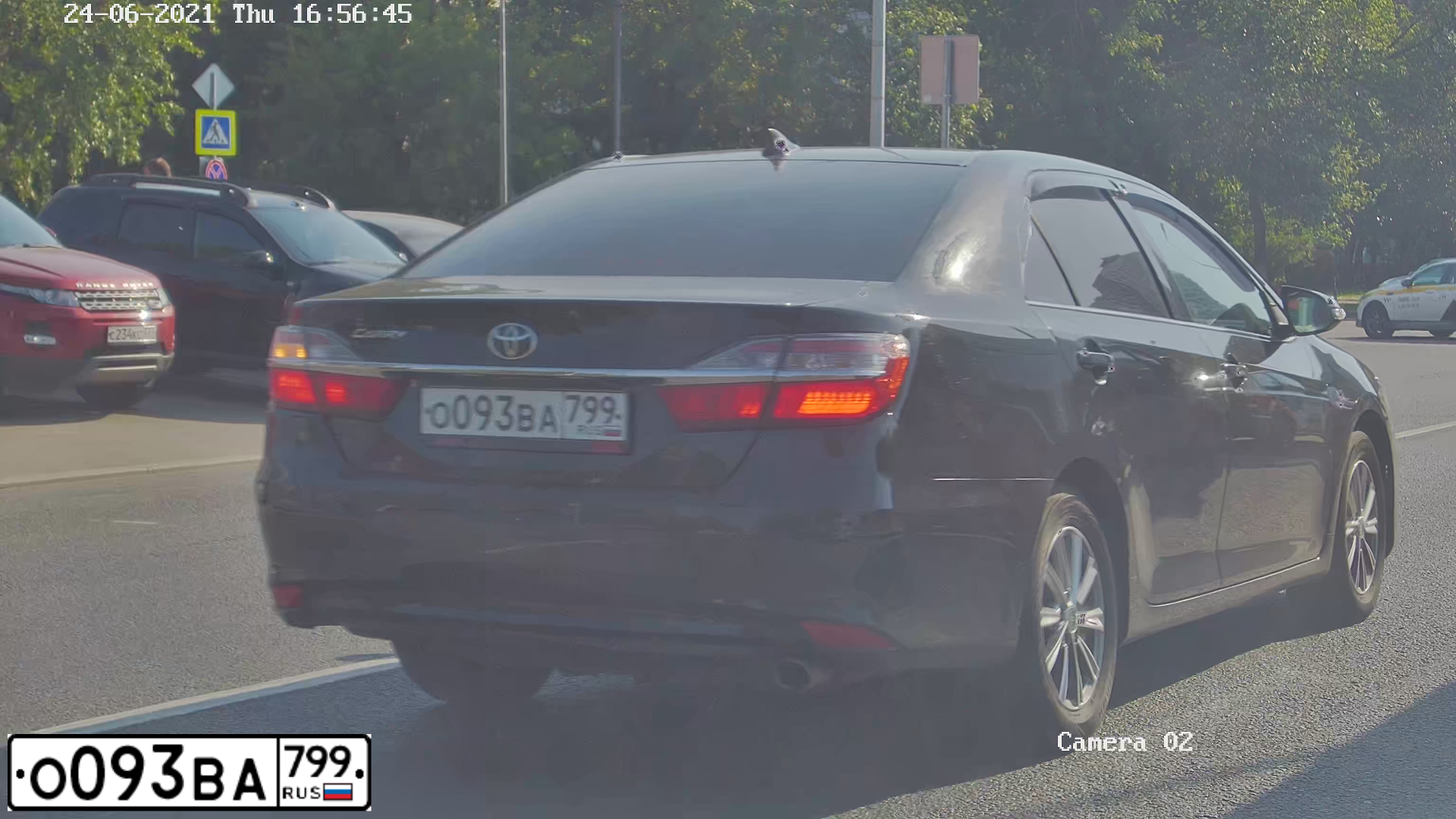 Фото автомобиля TOYOTA CAMRY, 2017 — госномер О093ВА799. Цвет: ЧЕРНЫЙ МЕТАЛЛИК