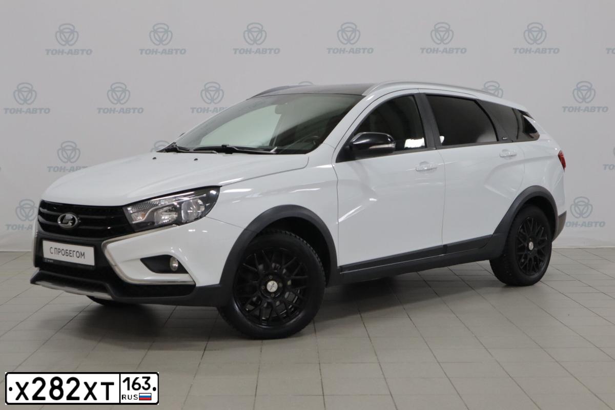 Фото автомобиля LADA VESTA, 2020 — госномер Х282ХТ163. Цвет: МНОГОЦВЕТНЫЙ