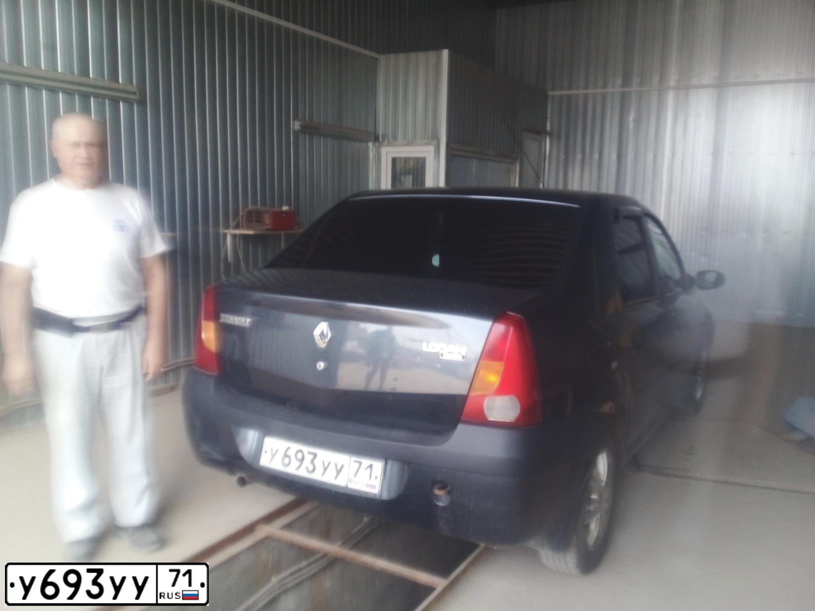 Фото автомобиля RENAULT LOGAN, 2006 — госномер У693УУ71. Цвет: ТЕМНО-СЕРЫЙ
