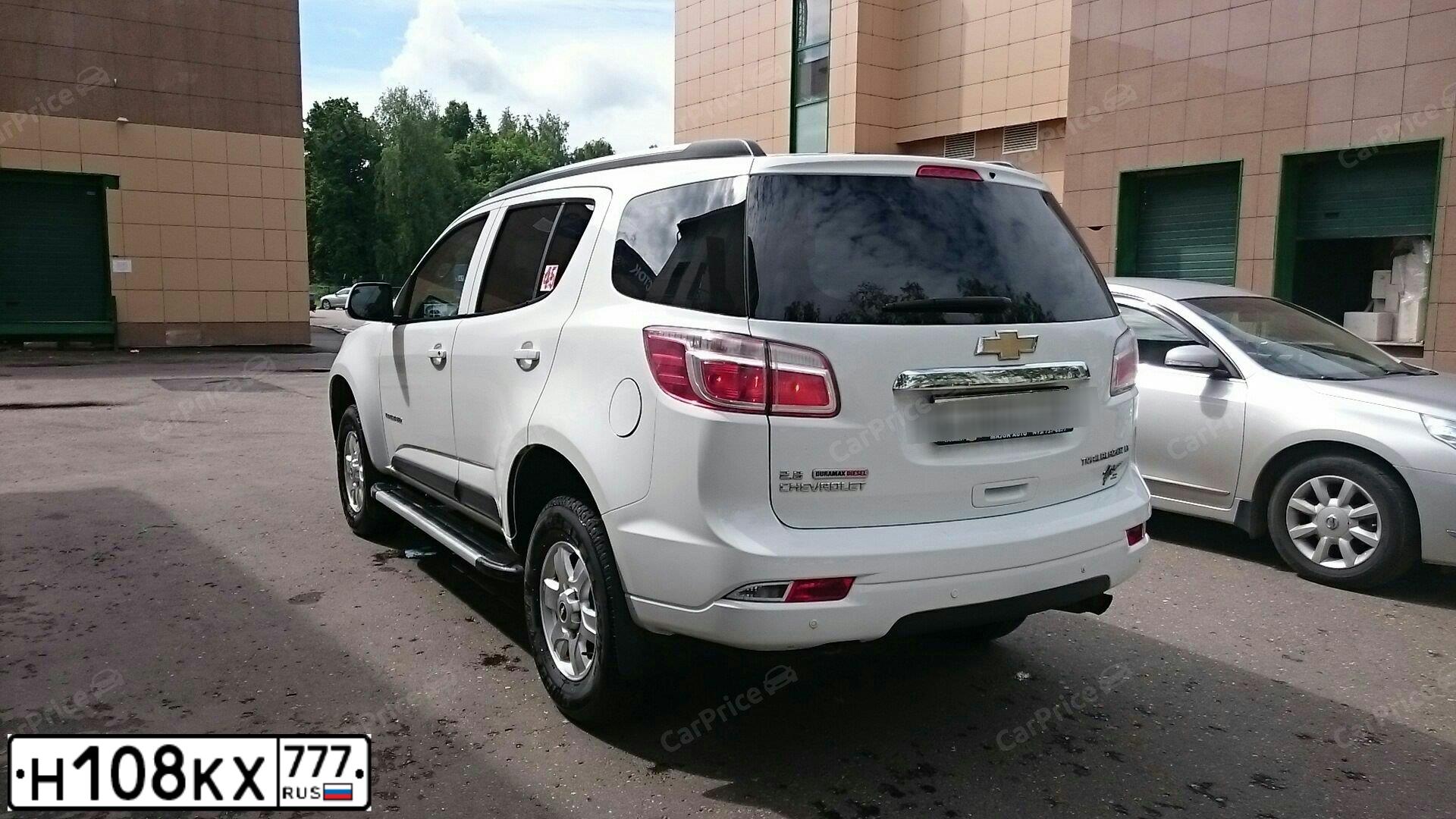 Фото автомобиля CHEVROLET TRAILBLAZER, 2014 — госномер М929ТВ134. Цвет: Белый