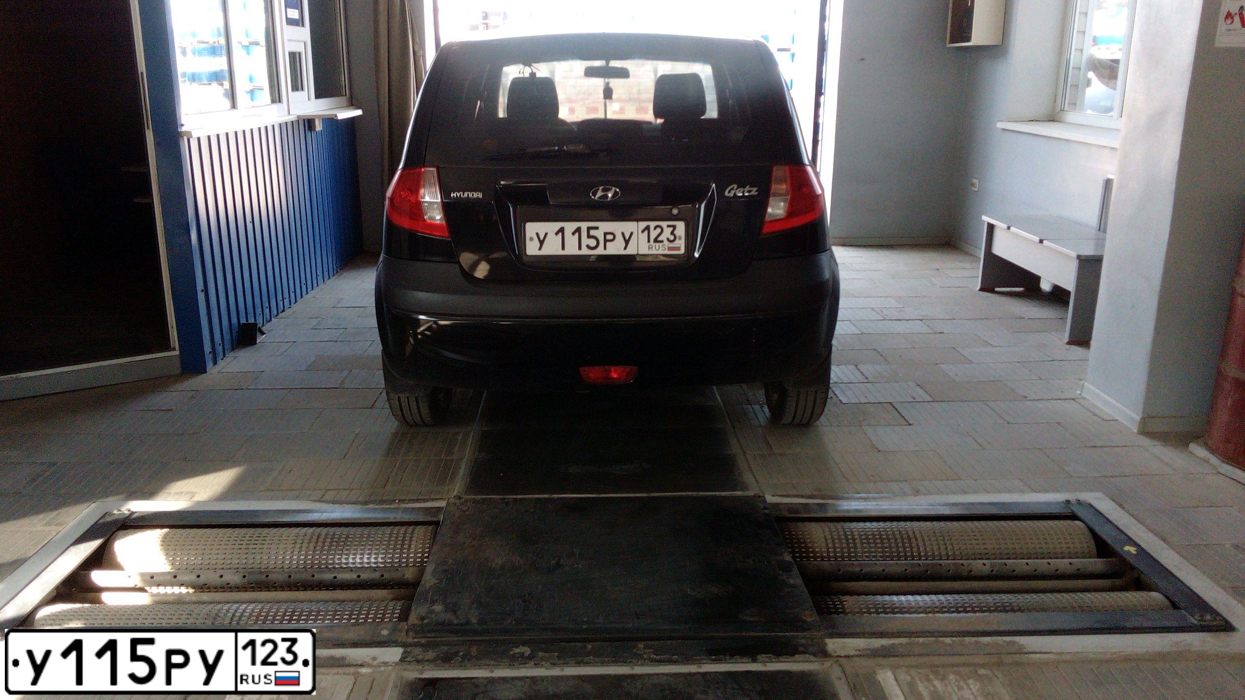 Фото автомобиля HYUNDAI GETZ, 2008 — госномер У115РУ123. Цвет: ЧЕРНЫЙ