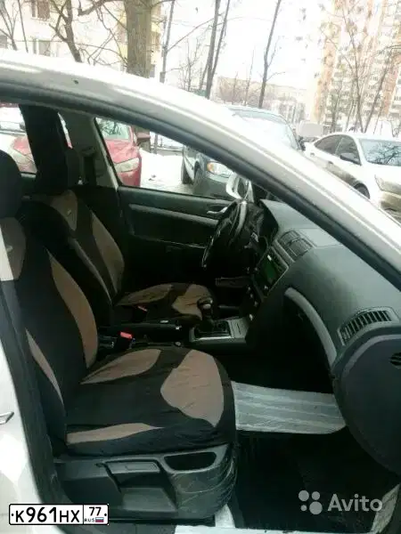 Фото автомобиля VOLVO 850, 1993 — госномер К961НХ77. Цвет: ЧЕРНЫЙ