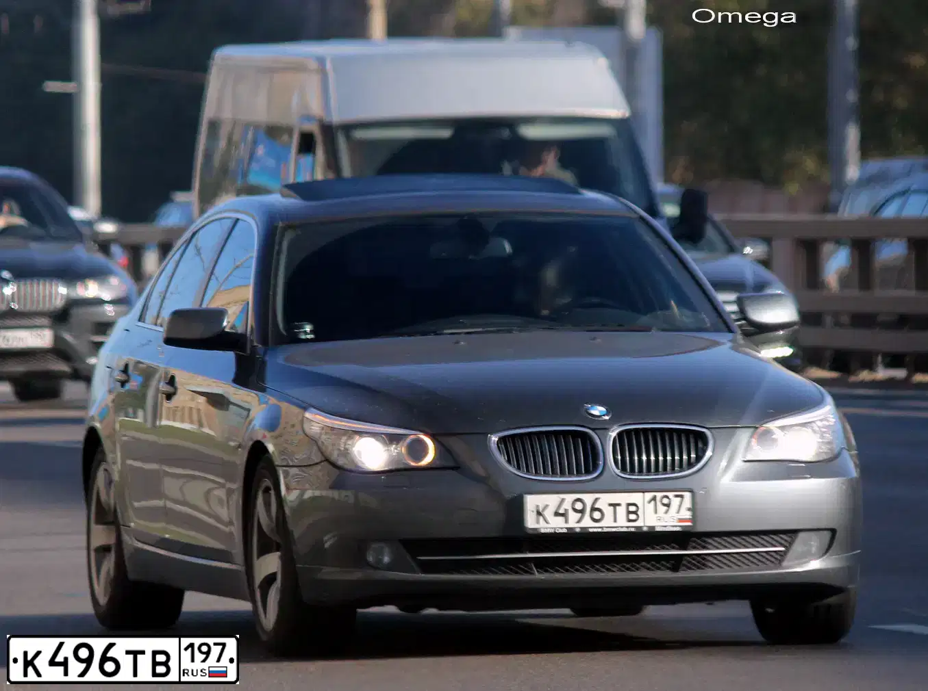 Фото автомобиля BMW SERIE 5, 2008 — госномер К496ТВ197. Цвет: СЕРЫЙ ТЕМНЫЙ