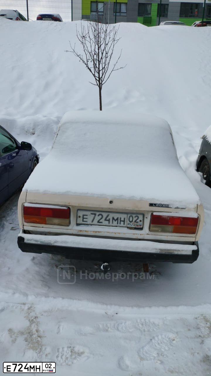 Фото автомобиля VAZ ВАЗ 21074, 1996 — госномер Е724МН02. Цвет: САФАРИ