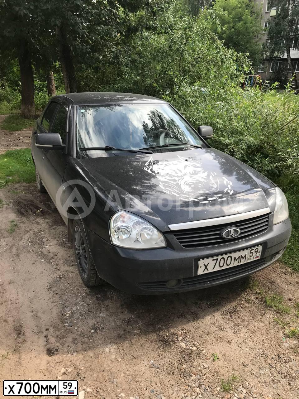 Фото автомобиля LADA 2172 PRIORA, 2008 — госномер Р249КМ159. Цвет: Темно-зеленый