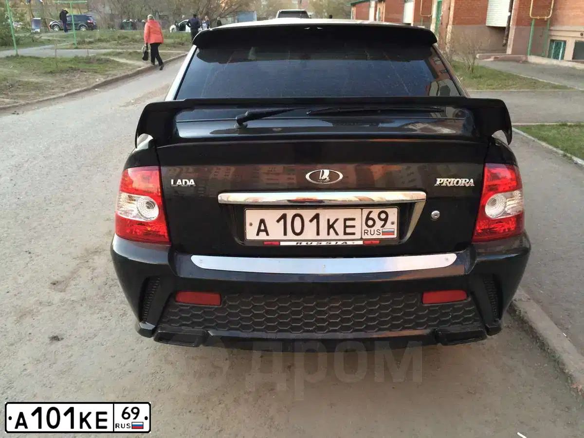 Фото автомобиля LADA 2172 PRIORA, 2009 — госномер У803ОВ142. Цвет: Темно-зеленый