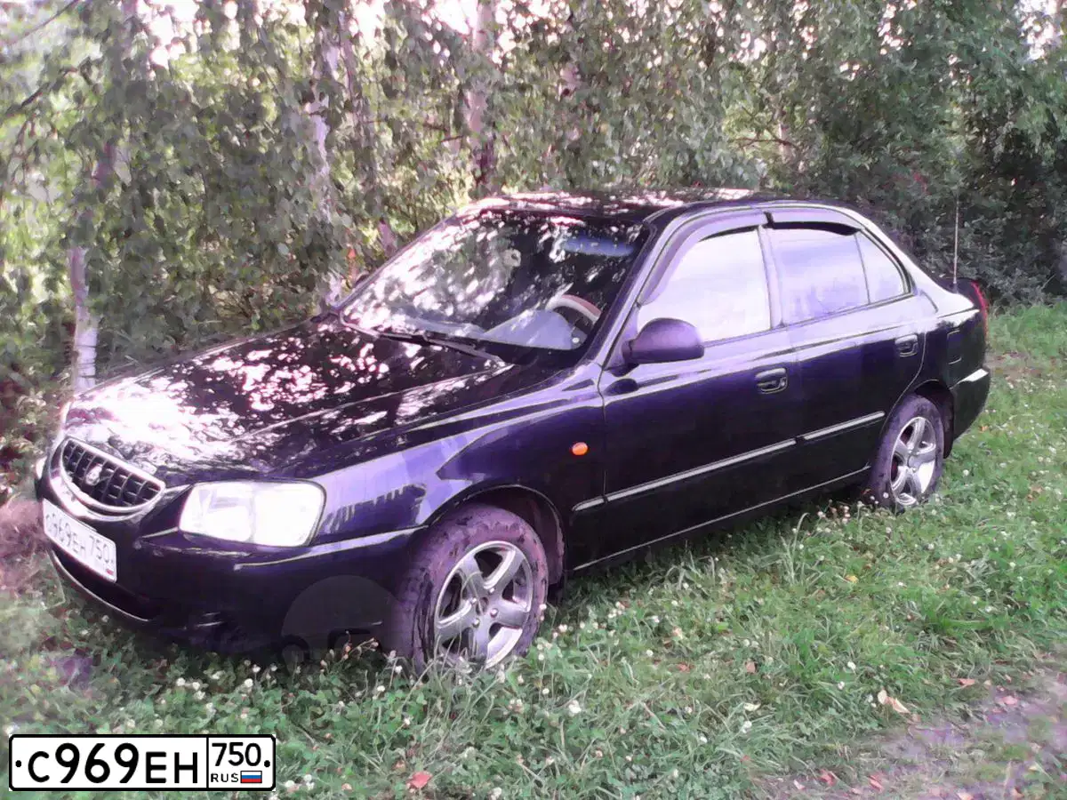 Фото автомобиля HYUNDAI TUCSON, 2007 — госномер С969ЕН750. Цвет: СЕРЫЙ