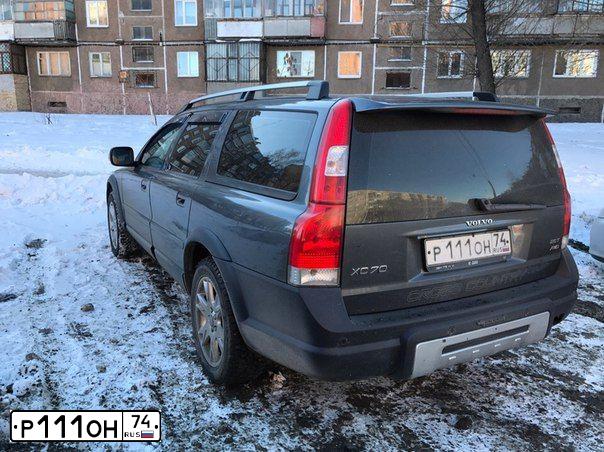 Фото автомобиля MERCEDES R-KLASSE, 2011 — госномер Р111ОН74. Цвет: Белый