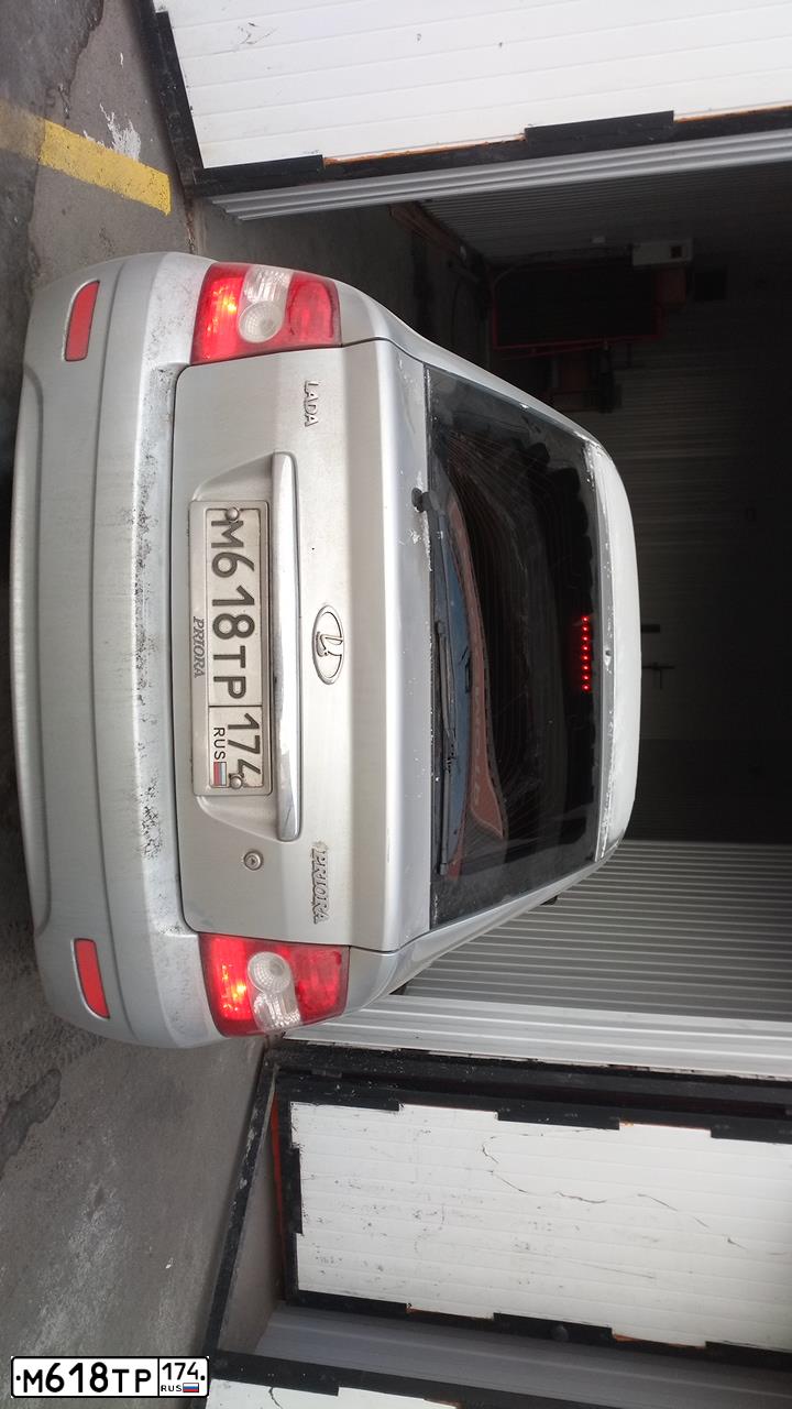 Фото автомобиля LADA 2172 PRIORA, 2008 — госномер М618ТР174. Цвет: СВЕТЛО-СЕРЕБРИСТЫЙ МЕТАЛЛ