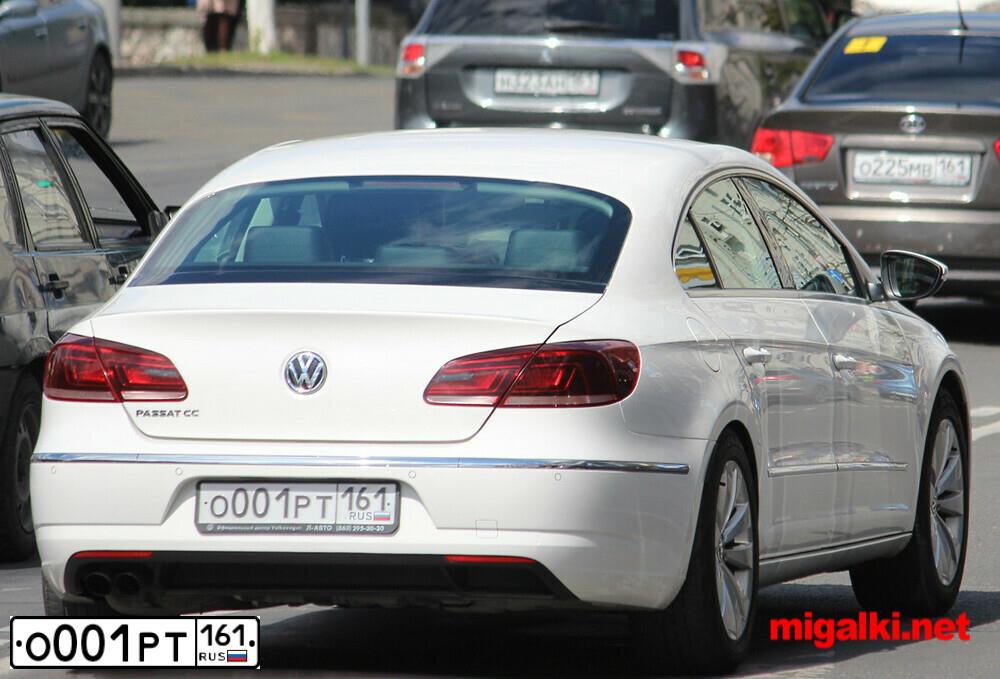 Фото автомобиля VOLKSWAGEN CC, 2012 — госномер М050РР161. Цвет: Белый