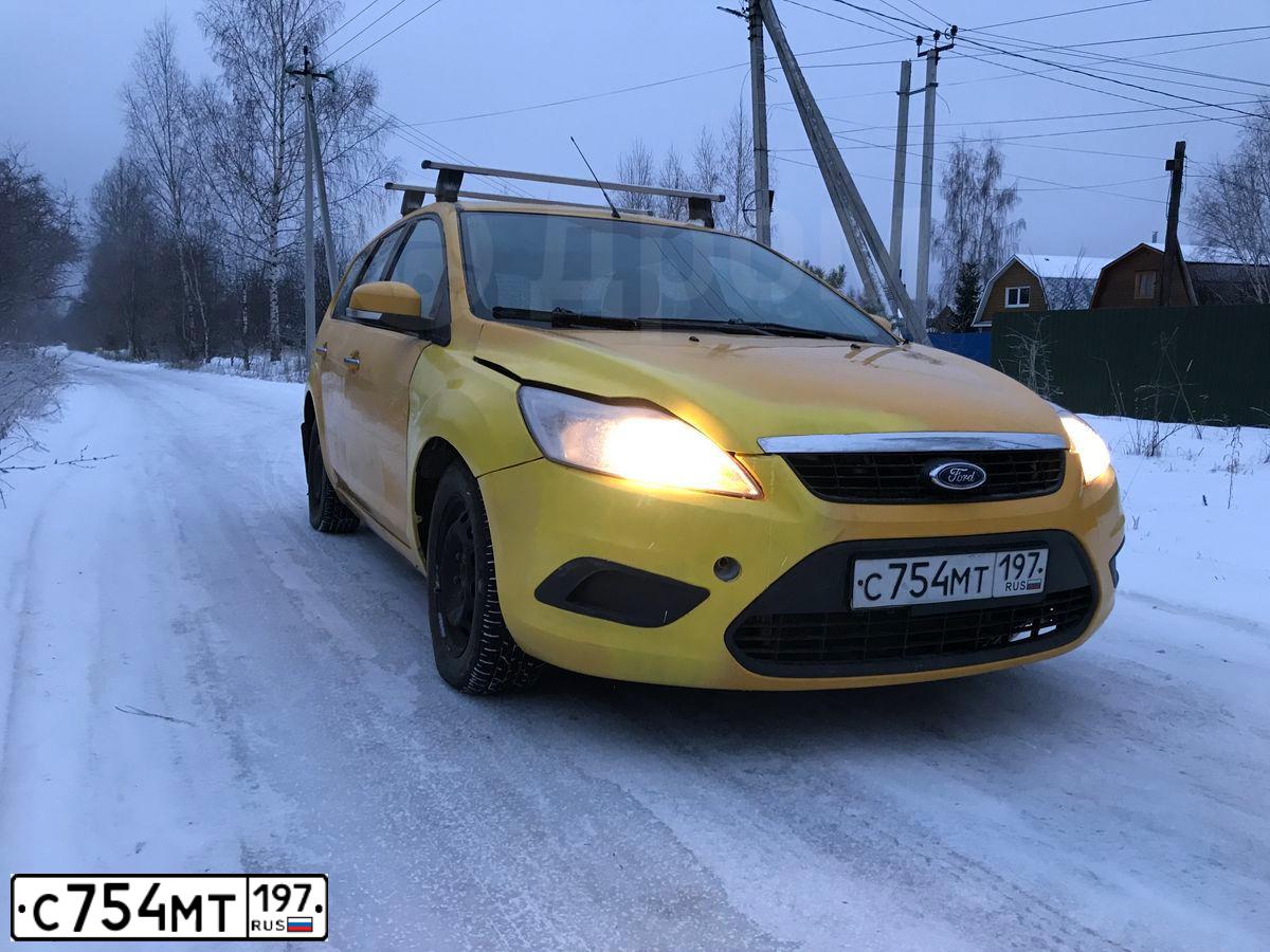 Фото автомобиля FORD FOCUS, 2011 — госномер А486ОУ790. Цвет: ЖЕЛТЫЙ