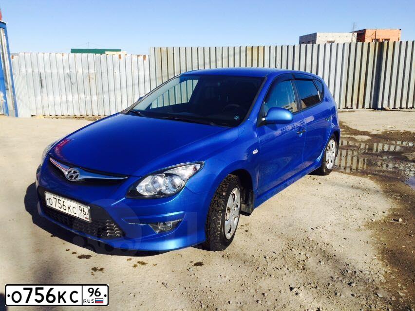 Фото автомобиля HYUNDAI I30, 2010 — госномер О756КС96. Цвет: синий