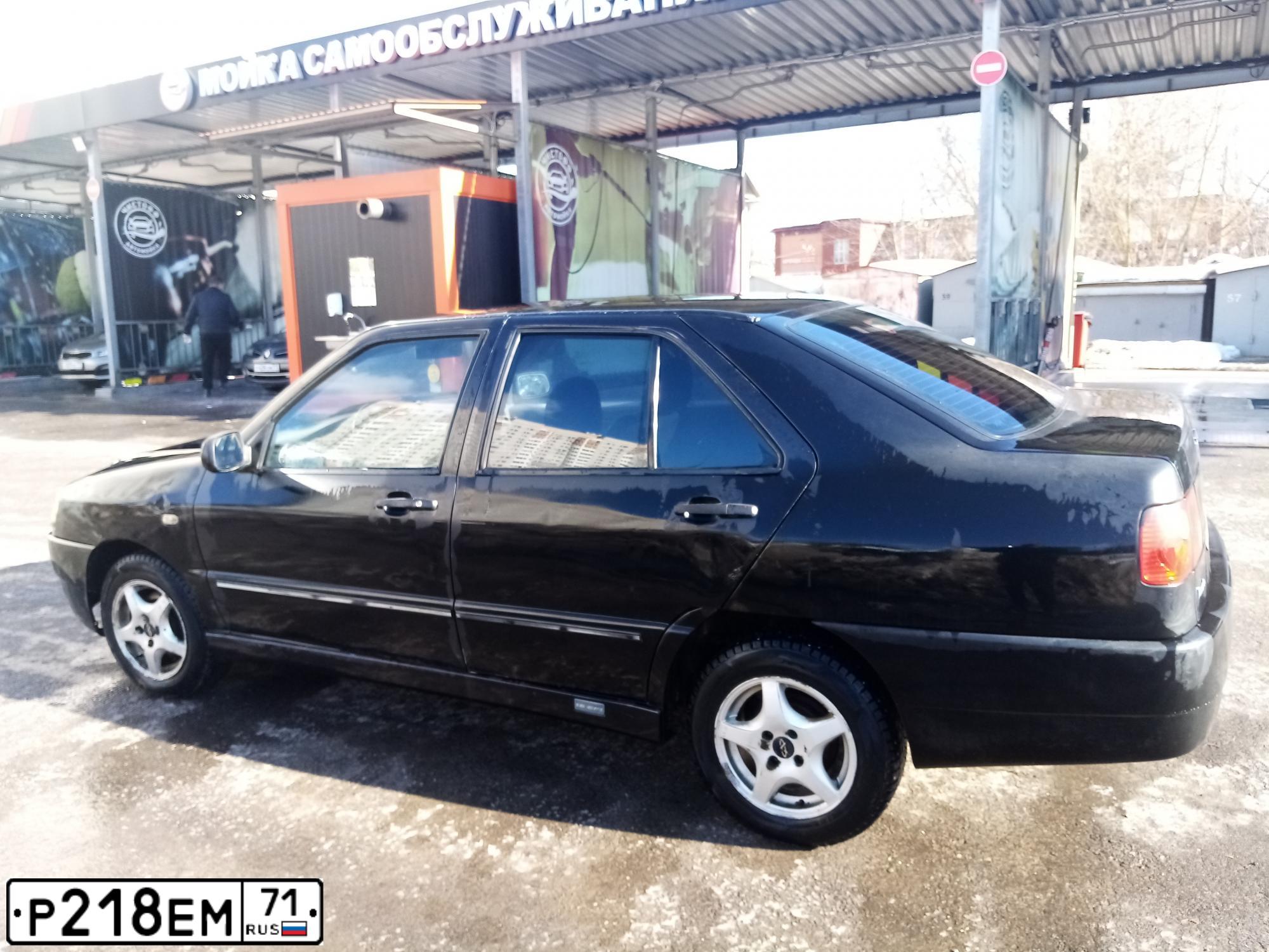 Фото автомобиля CHERY A15, 2006 — госномер С895ВУ68. Цвет: ЧЕРНЫЙ